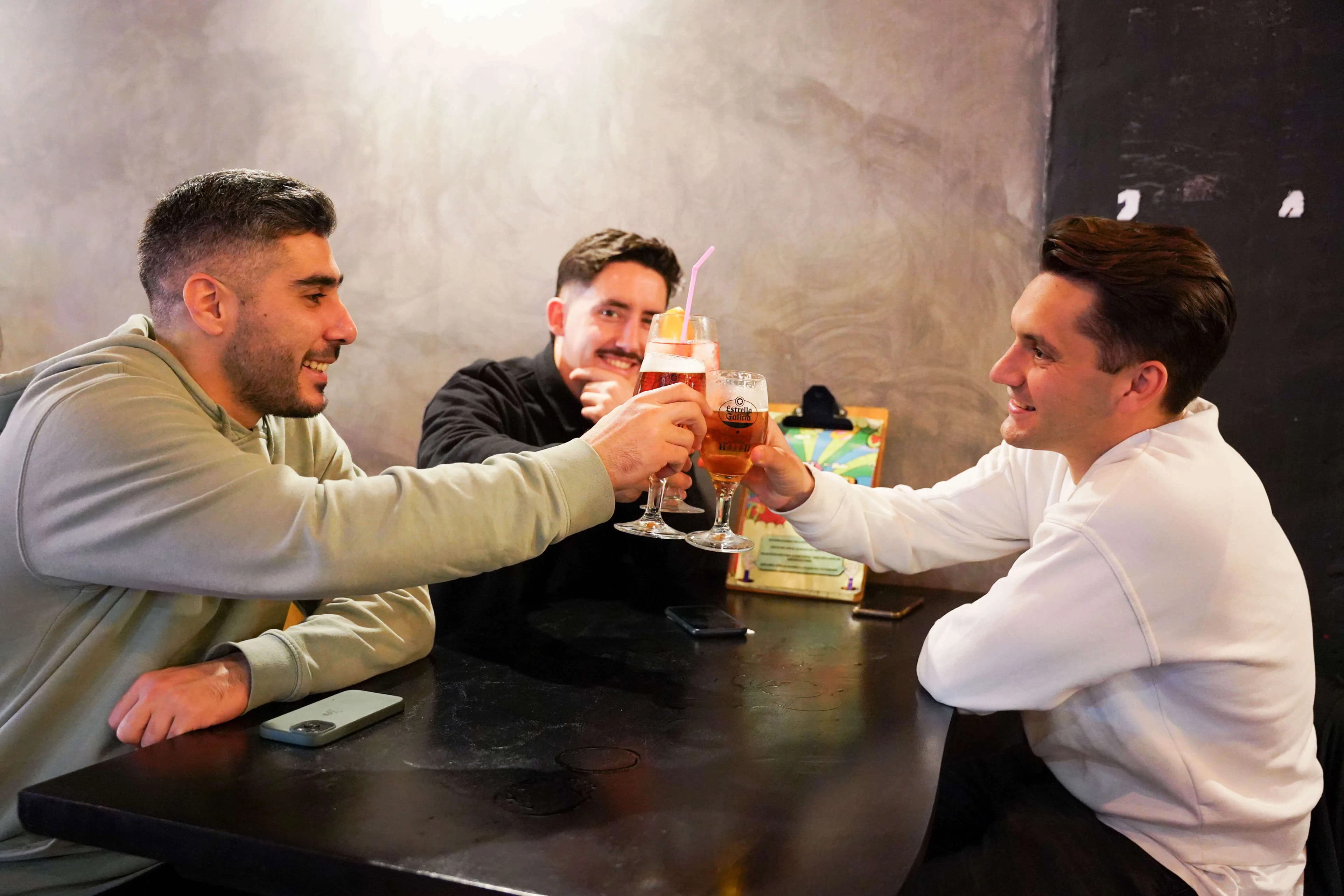 gente disfrutando en el cameló