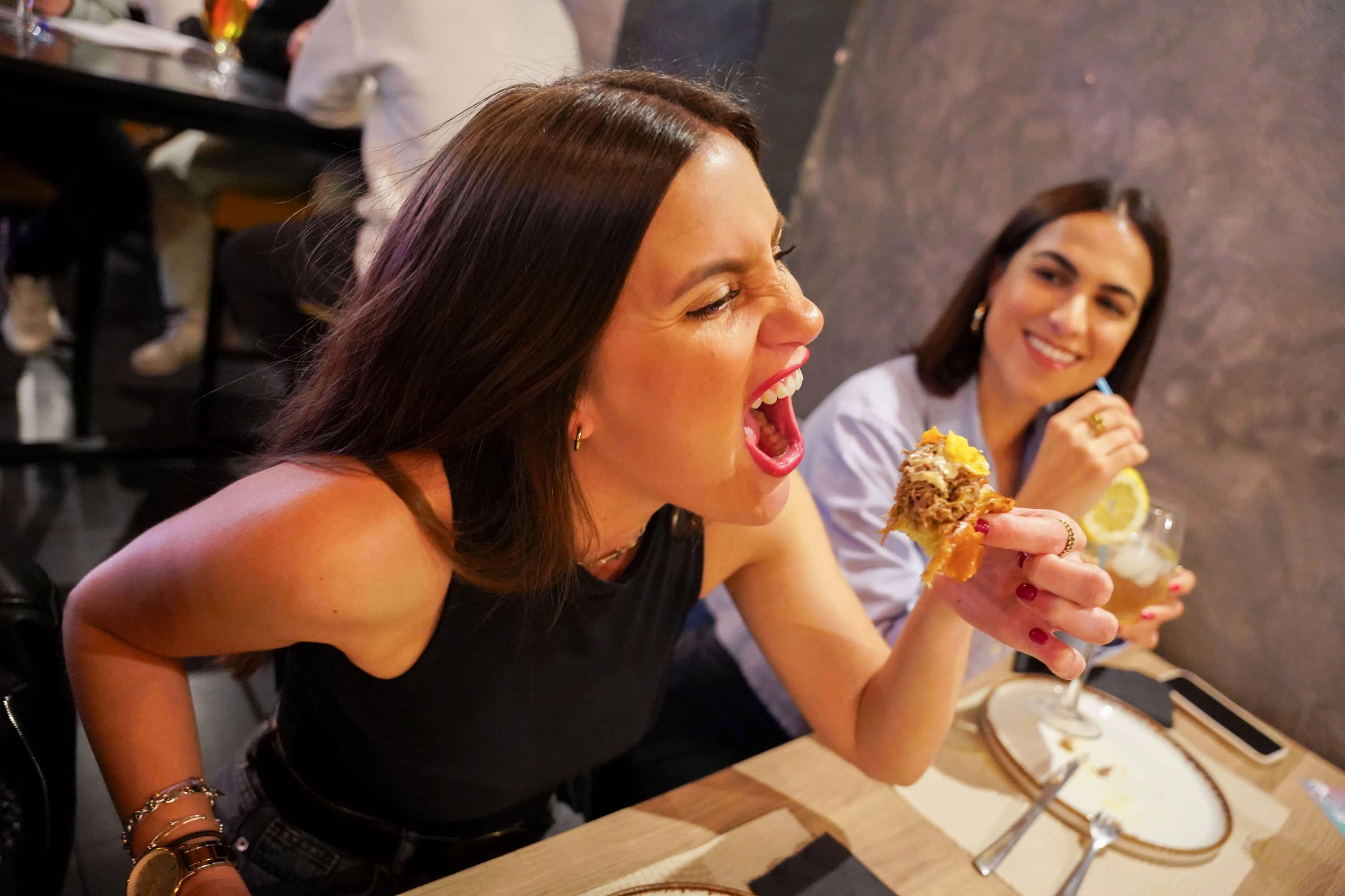 gente disfrutando en el cameló